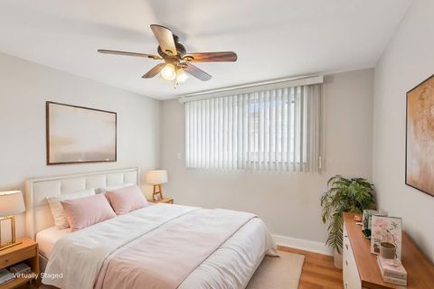 Tiny photo for 16080 Marion Drive, South Holland, IL 60473 (MLS # 12606488)