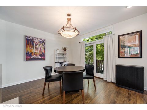 Tiny photo for 2124 N Lakewood Avenue, Chicago, IL 60614 (MLS # 12489560)