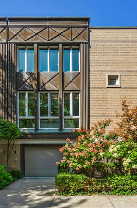 Photo of 2124 N Lakewood Avenue, Chicago, IL 60614 (MLS # 12489560)
