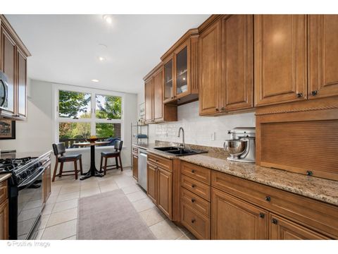 Tiny photo for 2124 N Lakewood Avenue, Chicago, IL 60614 (MLS # 12489560)