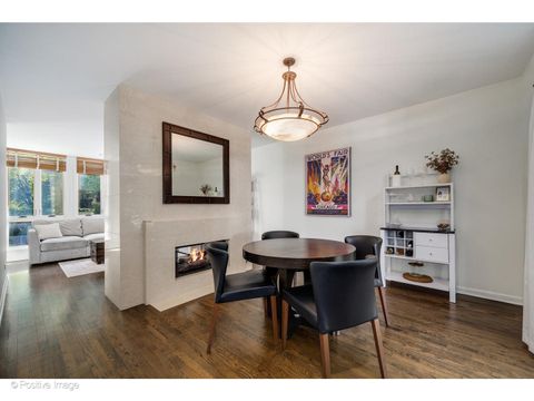 Tiny photo for 2124 N Lakewood Avenue, Chicago, IL 60614 (MLS # 12489560)