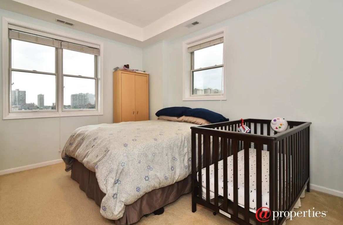 828 W Grace Street 808