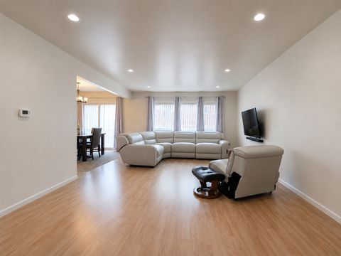 Tiny photo for 8230 Elmwood Avenue #304, Skokie, IL 60077 (MLS # 12680279)