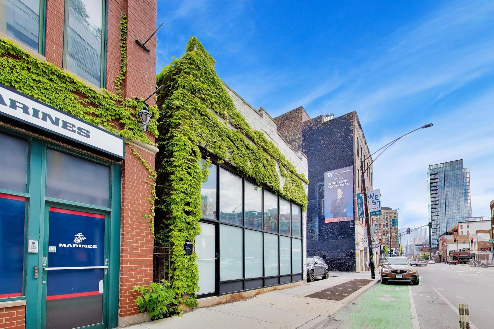 815 N Milwaukee Avenue