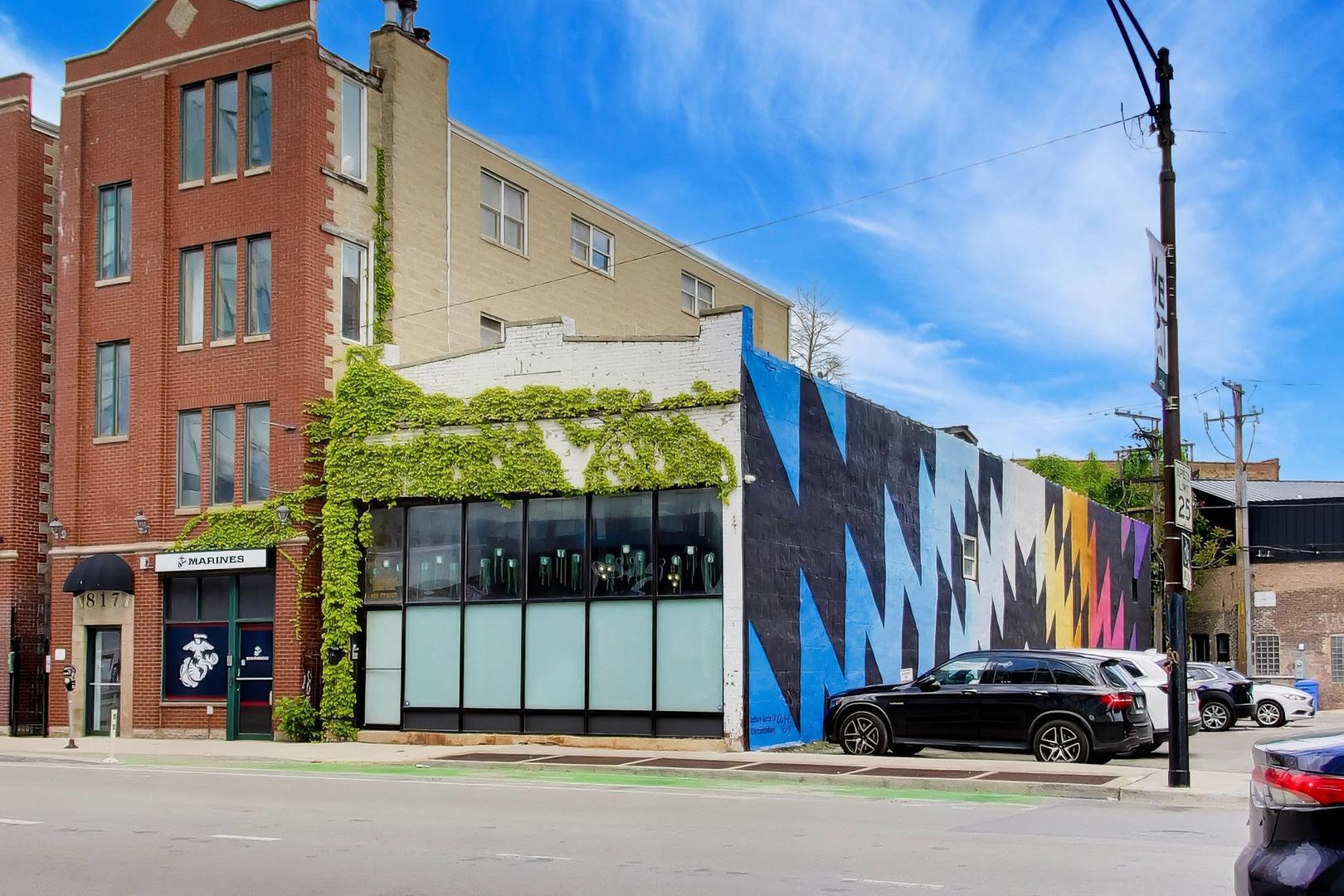 815 N Milwaukee Avenue