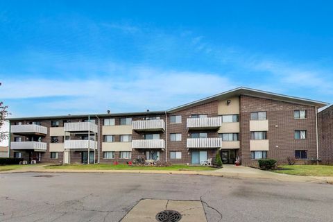 Photo of 3000 Bayside Drive #107, Palatine, IL 60074 (MLS # 12543640)