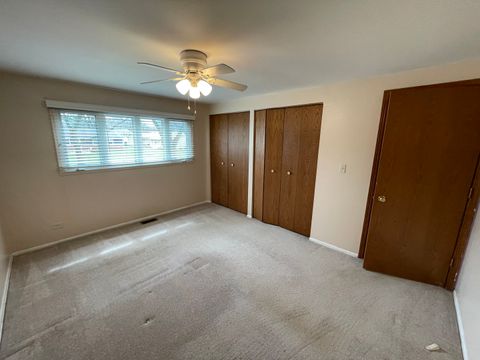 Tiny photo for 900 Georgean Lane, Schaumburg, IL 60193 (MLS # 12612192)