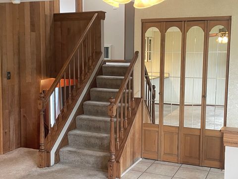 Tiny photo for 900 Georgean Lane, Schaumburg, IL 60193 (MLS # 12612192)