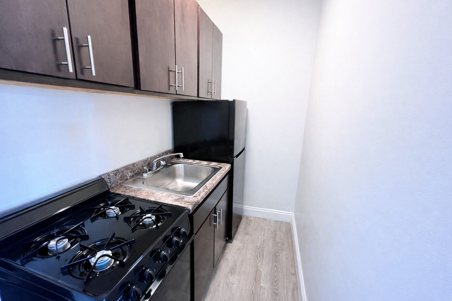 839 W Sheridan Road 205