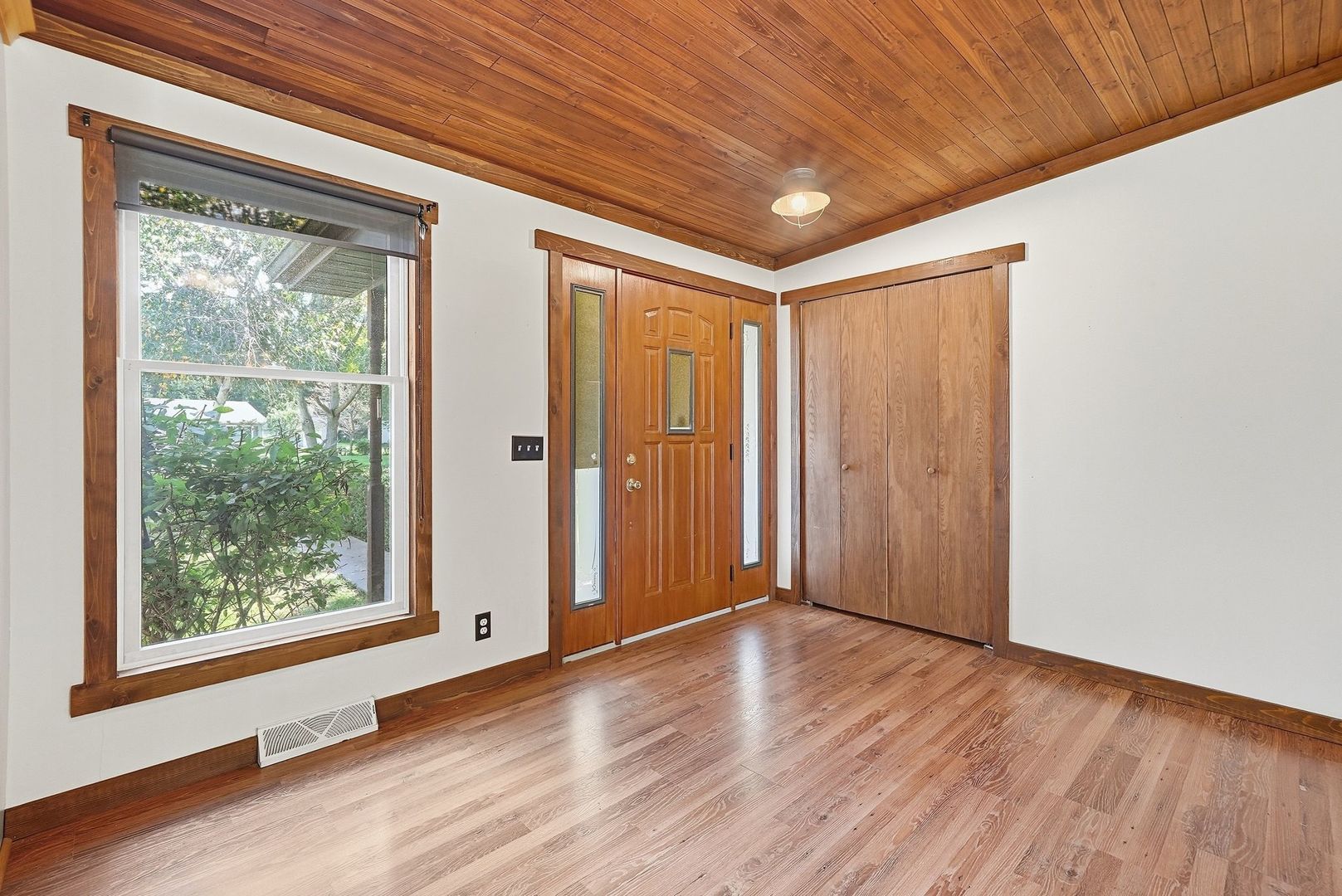 35630 Linden Lane