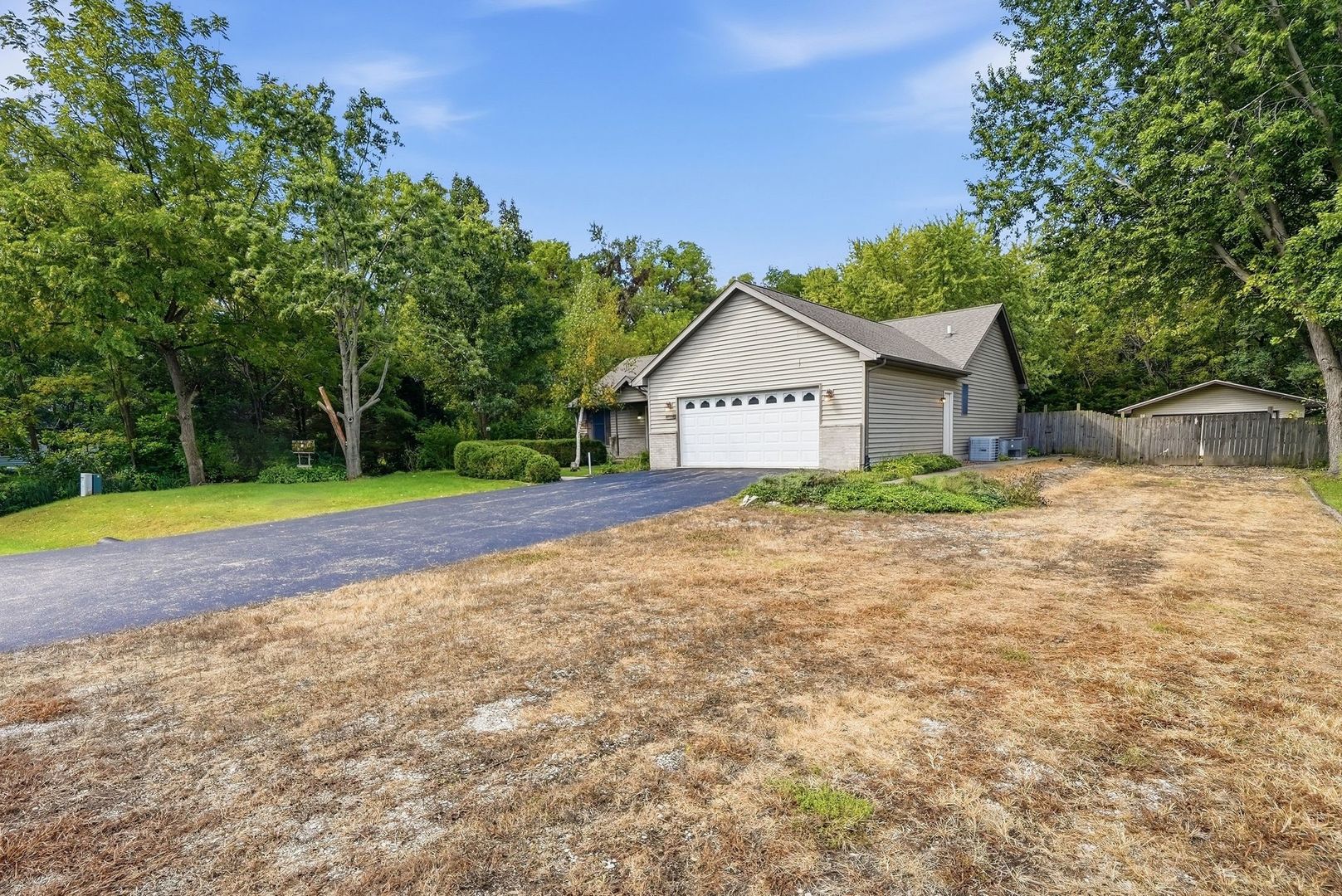 35630 Linden Lane