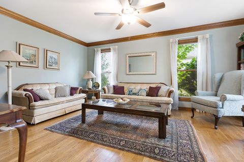 Tiny photo for 1525 Sandburg Drive, Schaumburg, IL 60173 (MLS # 12496288)