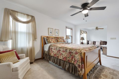 Tiny photo for 1525 Sandburg Drive, Schaumburg, IL 60173 (MLS # 12496288)