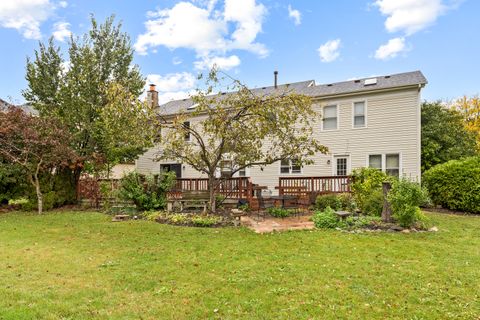 Tiny photo for 1525 Sandburg Drive, Schaumburg, IL 60173 (MLS # 12496288)