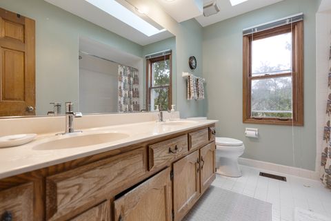 Tiny photo for 1525 Sandburg Drive, Schaumburg, IL 60173 (MLS # 12496288)