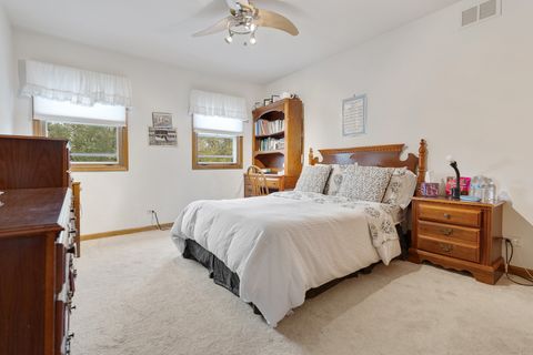 Tiny photo for 1525 Sandburg Drive, Schaumburg, IL 60173 (MLS # 12496288)