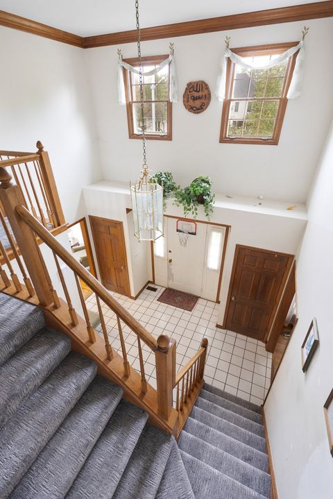 Tiny photo for 1525 Sandburg Drive, Schaumburg, IL 60173 (MLS # 12496288)