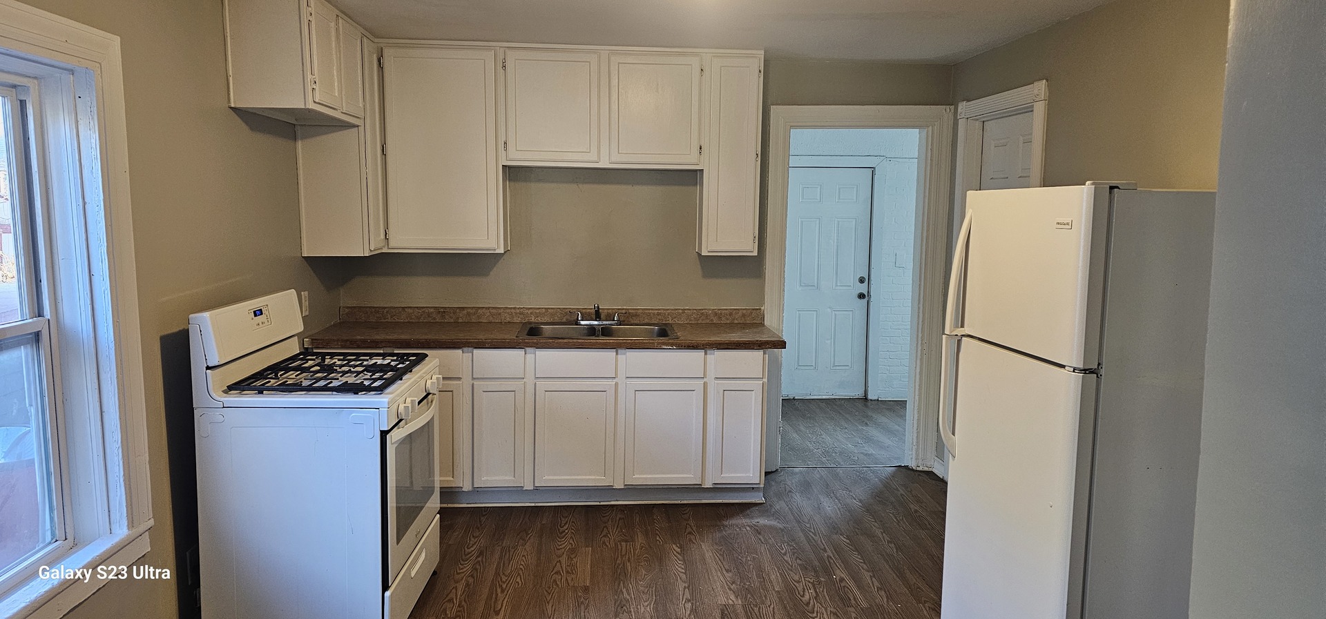 138 N Woodlawn Avenue