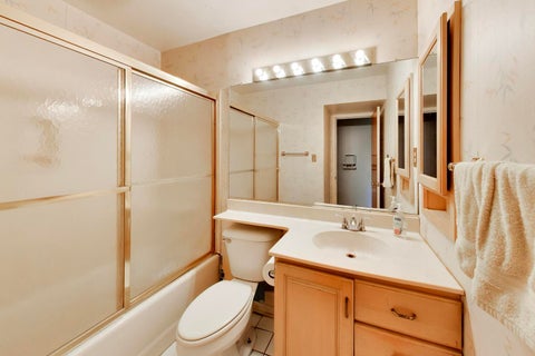 Tiny photo for 75 Ridgewood Road, Elk Grove Village, IL 60007 (MLS # 12733366)