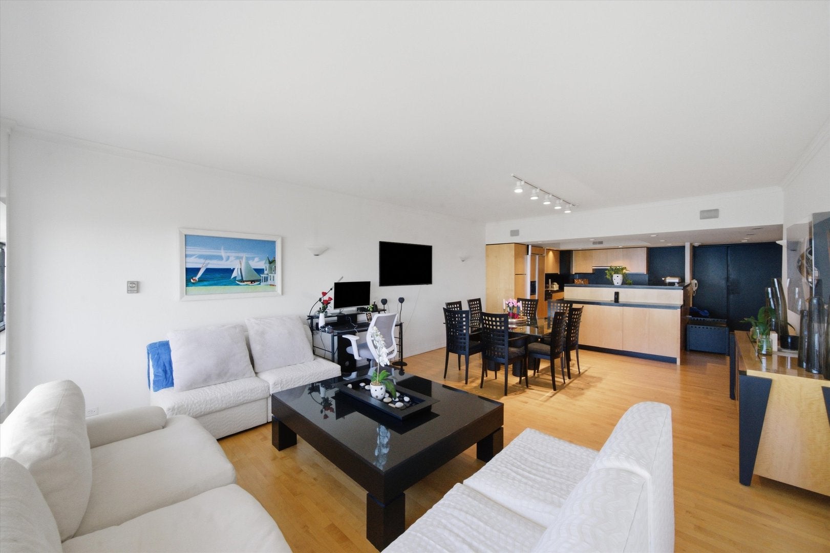 175 E Delaware Place 6504
