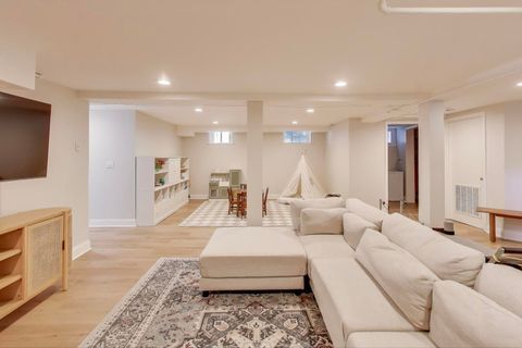 Tiny photo for 386 Fairview Avenue, Winnetka, IL 60093 (MLS # 12494483)