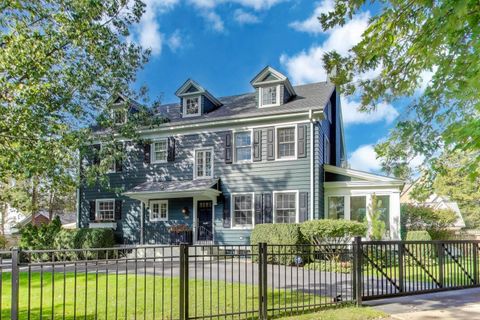386 Fairview Avenue Winnetka IL 60093