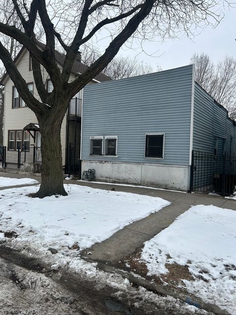 Photo of 8752 S Exchange Avenue, Chicago, IL 60617 (MLS # 12561328)