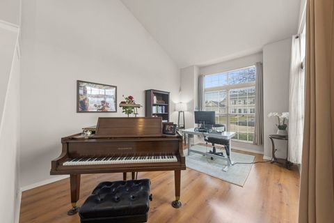 Tiny photo for 304 E Harvard Circle, South Elgin, IL 60177 (MLS # 12584975)