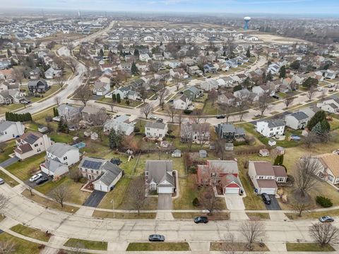 Tiny photo for 304 E Harvard Circle, South Elgin, IL 60177 (MLS # 12584975)