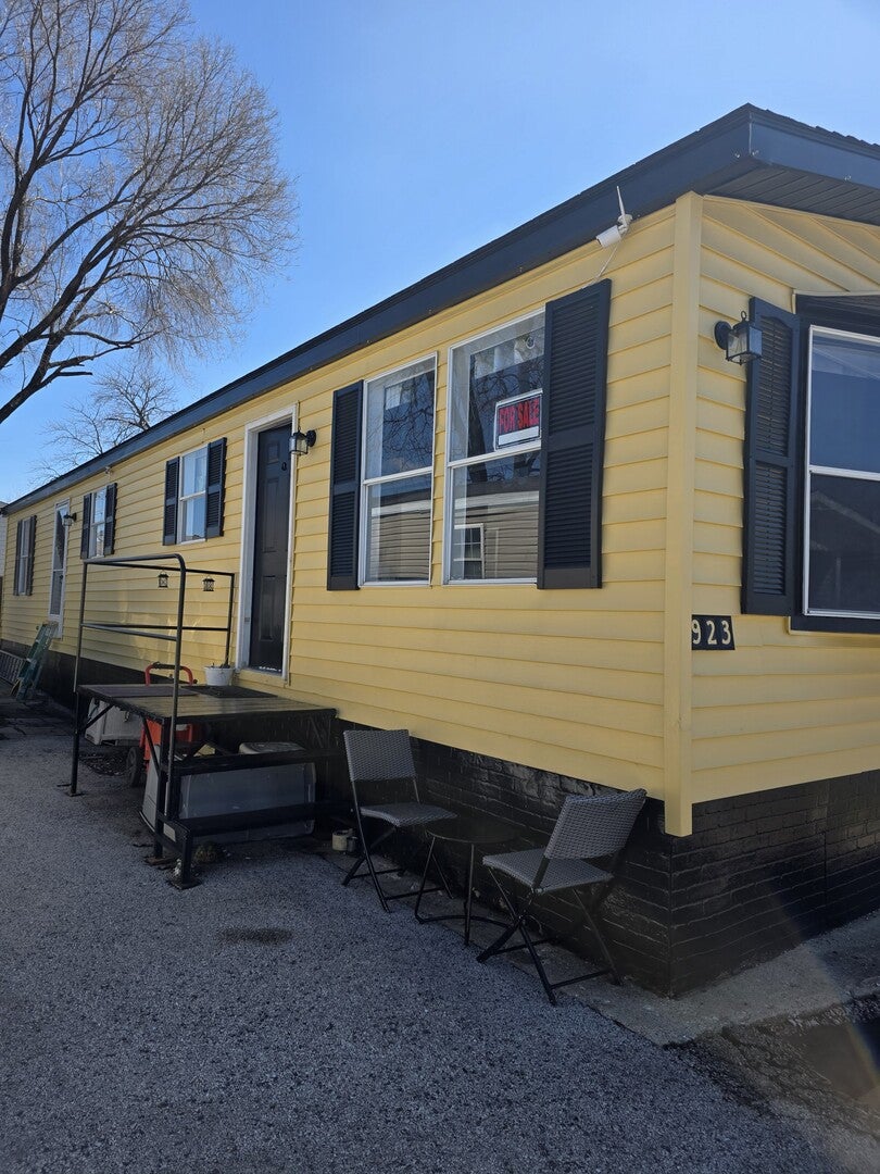 8800 S Harlem Avenue 923