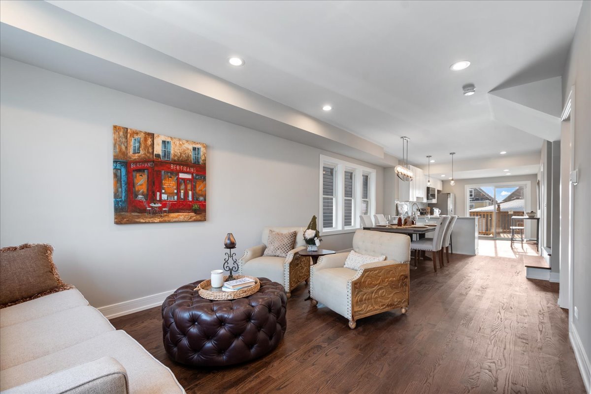 4855 W School Street