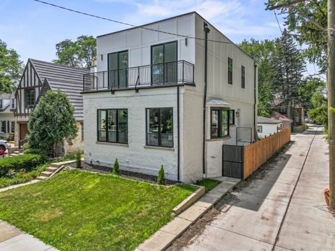 Tiny photo for 5944 N Knox Avenue, Chicago, IL 60646 (MLS # 12524702)