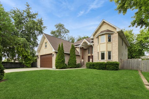 Tiny photo for 262 9th Street, Wheeling, IL 60090 (MLS # 12668417)
