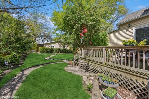 Tiny photo for 1022 Elmwood Avenue, Evanston, IL 60202 (MLS # 12469999)