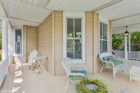 Tiny photo for 1022 Elmwood Avenue, Evanston, IL 60202 (MLS # 12469999)