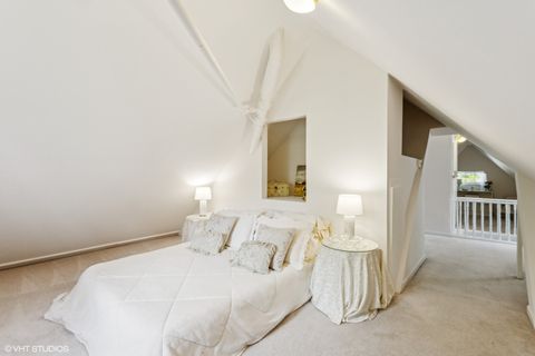 Tiny photo for 1022 Elmwood Avenue, Evanston, IL 60202 (MLS # 12469999)