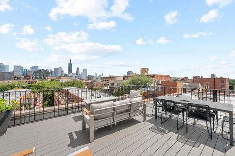 Tiny photo for 17 N Loomis Street #4D, Chicago, IL 60607 (MLS # 12585704)