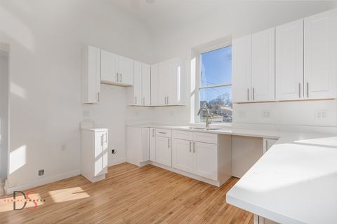 Tiny photo for 130 W Scott Street, Seneca, IL 61360 (MLS # 12605837)