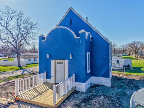 Photo of 130 W Scott Street, Seneca, IL 61360 (MLS # 12605837)