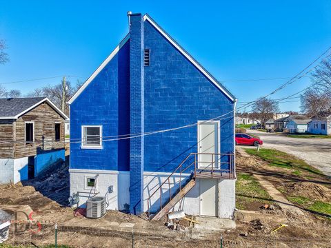 Tiny photo for 130 W Scott Street, Seneca, IL 61360 (MLS # 12605837)