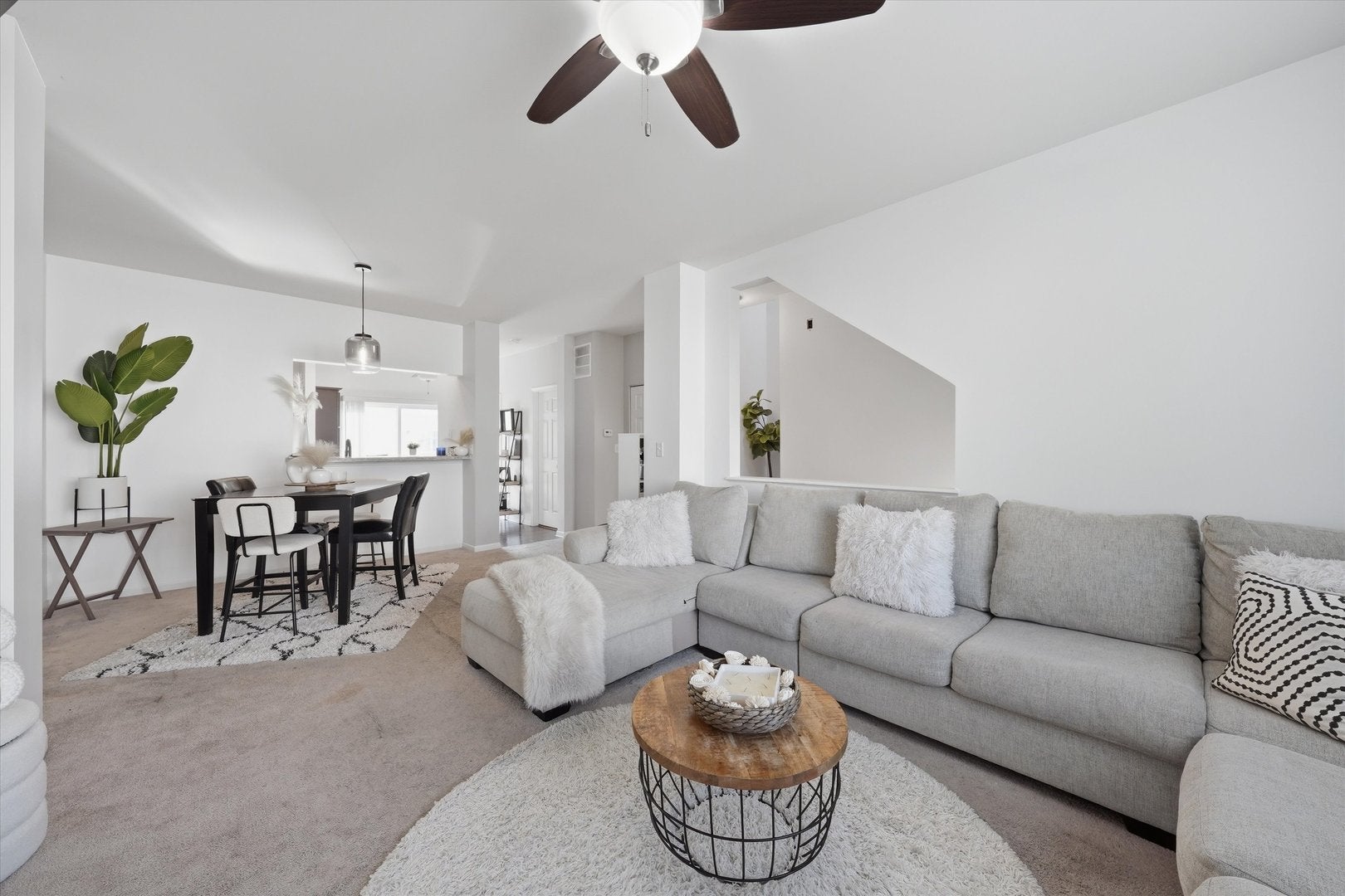 3350 Ravinia Circle 0