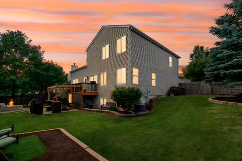 Tiny photo for 2067 Stephen Street, Aurora, IL 60502 (MLS # 12672854)