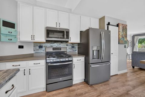 Tiny photo for 2067 Stephen Street, Aurora, IL 60502 (MLS # 12672854)