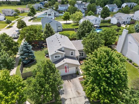 Tiny photo for 2067 Stephen Street, Aurora, IL 60502 (MLS # 12672854)