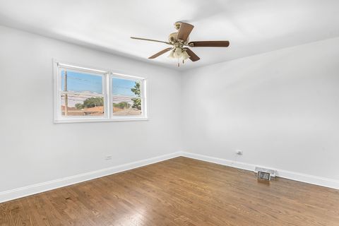 Tiny photo for 516 Exchange Avenue, Calumet City, IL 60409 (MLS # 12698747)