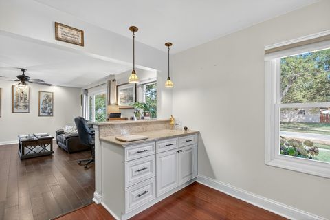 Tiny photo for 183 Saint Marys Parkway, Buffalo Grove, IL 60089 (MLS # 12478881)