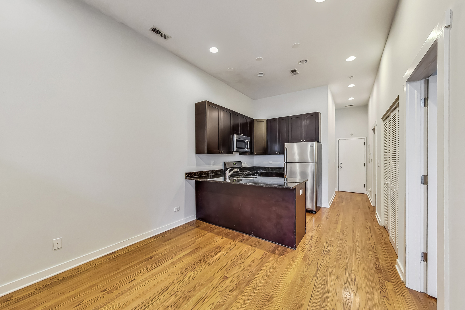 1645 W Huron Street 1R