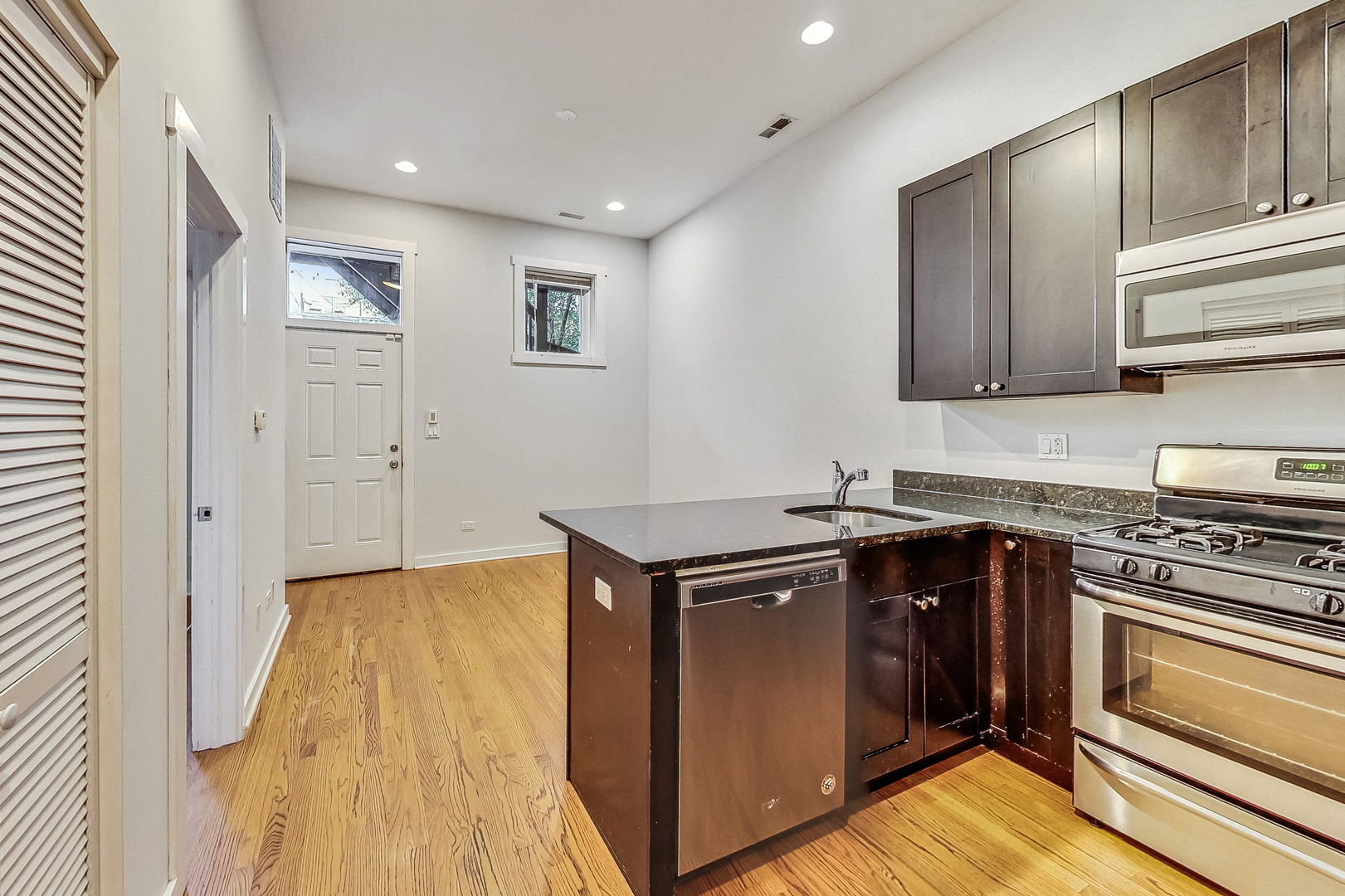 1645 W Huron Street 1R