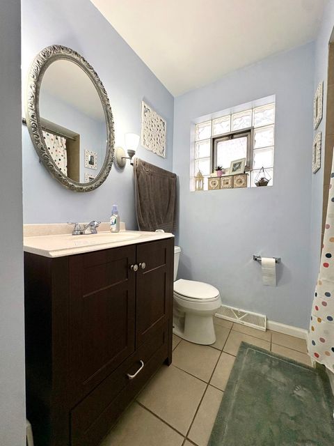 Tiny photo for 2841 W 100th Place, Evergreen Park, IL 60805 (MLS # 12546006)