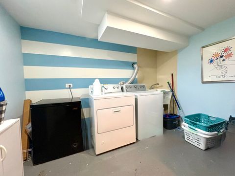 Tiny photo for 2841 W 100th Place, Evergreen Park, IL 60805 (MLS # 12546006)